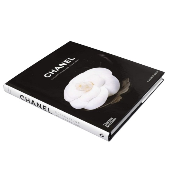 CHANEL: Collections and Creations - Picture 4 of 4